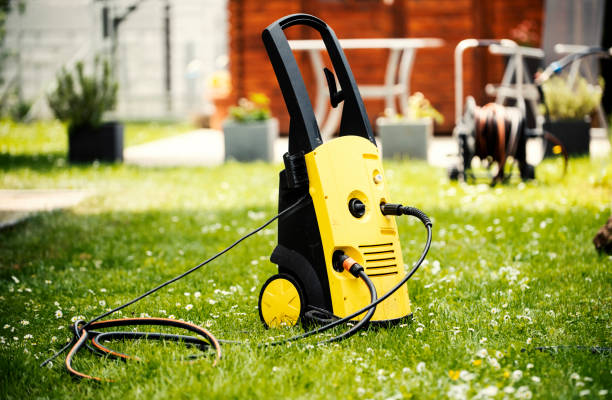 Best Gutter Cleaning  in Colwyn, PA